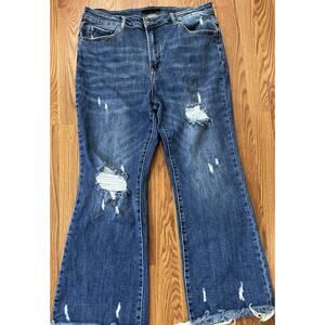 Risen High Waist Straight Leg Jeans Size 1X Distressed Holes Frayed Hem Med Wash